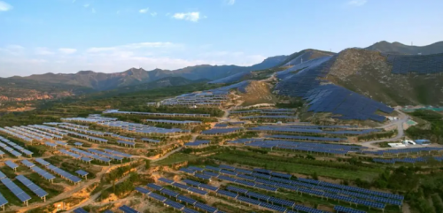 隨著光伏發電成本再次下降“光伏+儲能”迎來了(圖1) 太陽能發電廠